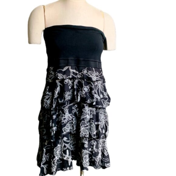 Express Strapless/Tube Dress Floral Ruffle Tiered Skirt L Black #50i - Picture 3 of 9